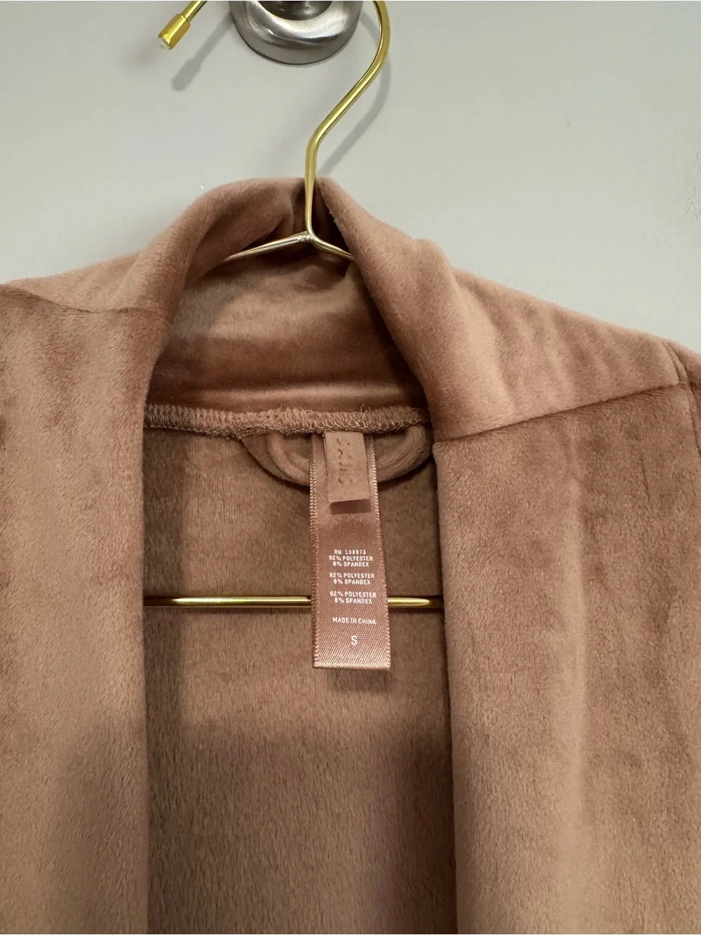 Skims Velour Robe - Picture 3 of 5